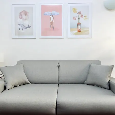 Domus Lou Elegante In Trastevere Apartment *